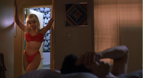 Mira Sorvino and John Leguizamo